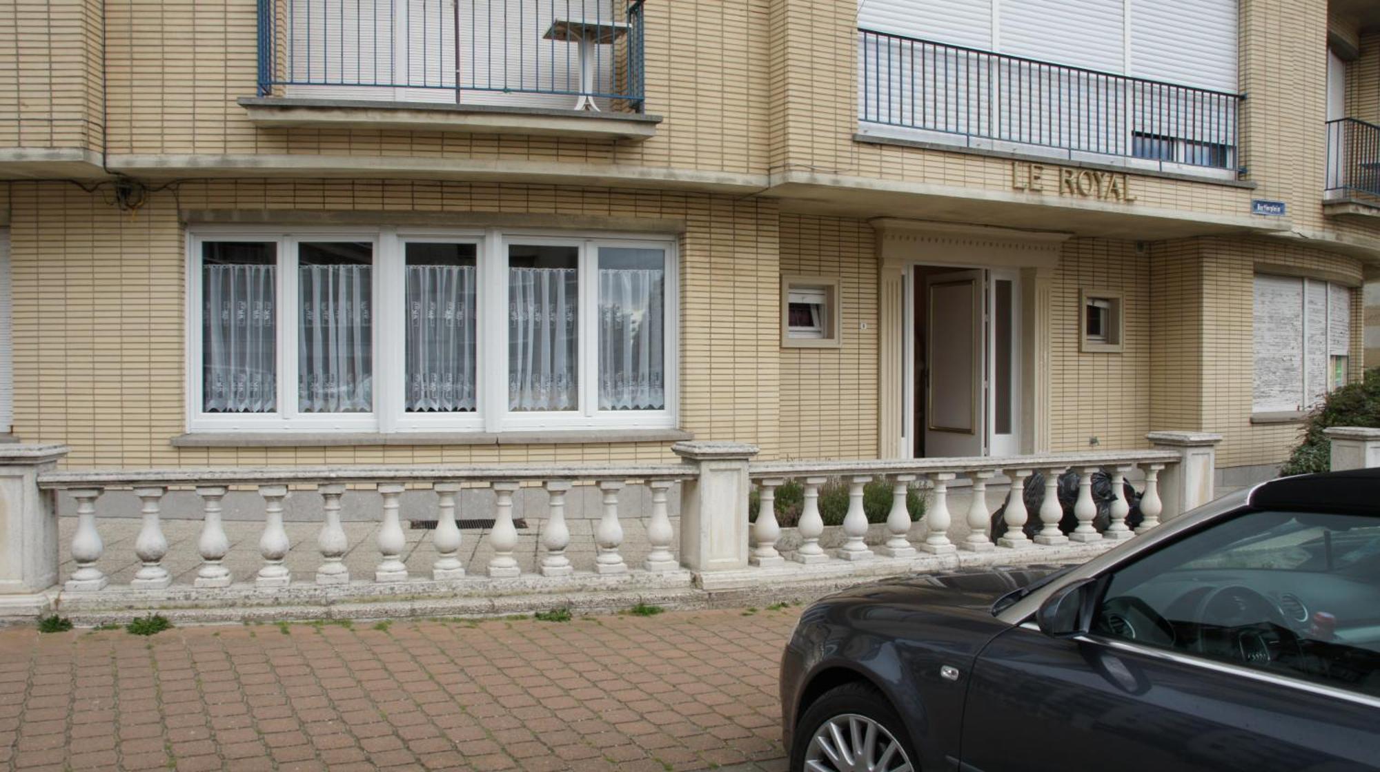 Appartement Le Royal. De Panne Exterior photo